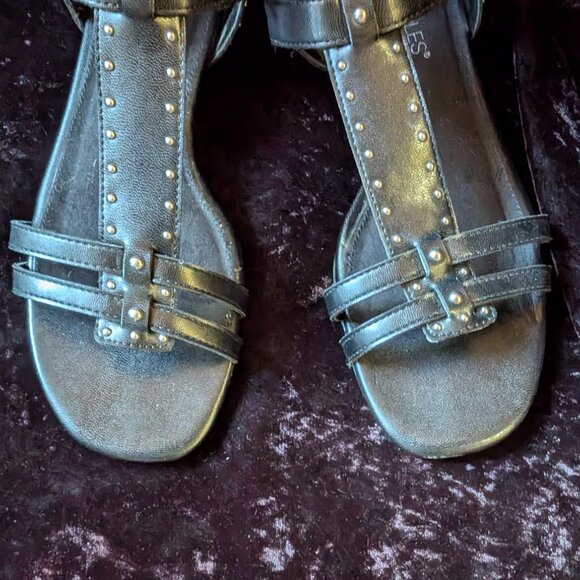 NEW Studded Gladiator Sandals, sz 8, Caged, Aerosoles - Picture 15 of 15